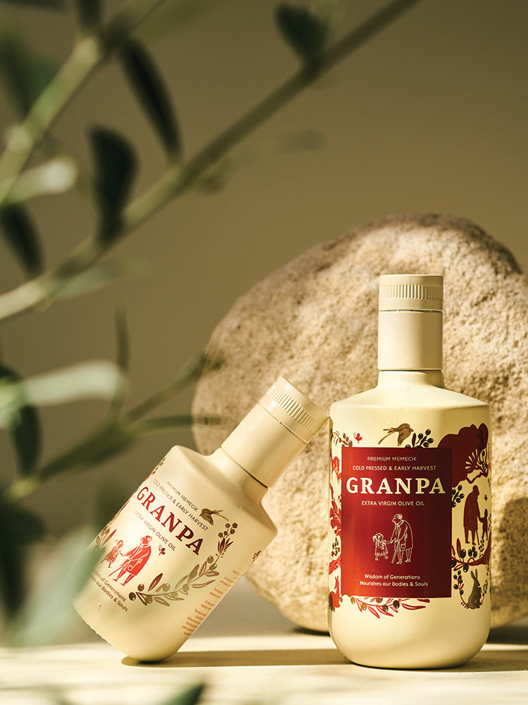 Granpa Premium kırmızı etiketli natürel sızma zeytinyağı şişeleri – erken hasat özel seri (mobil görsel)